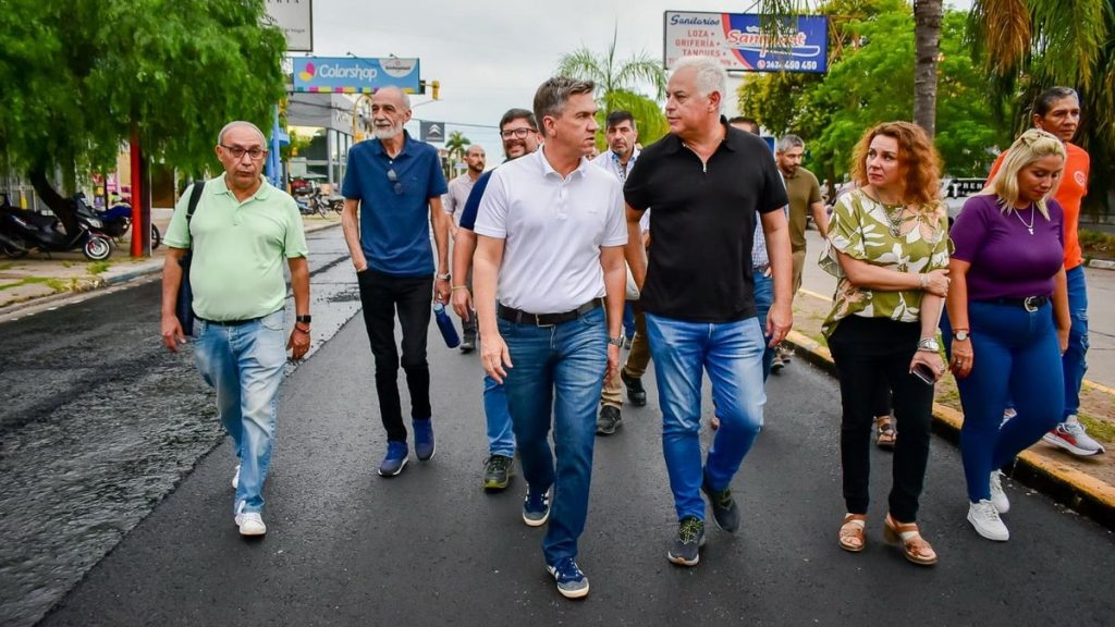 Zdero recorrió obras en Av. 25 de Mayo de Resistencia