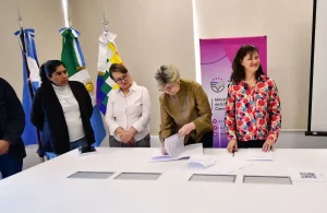 Educación suma apoyo del Instituto Francés para fortalecer idiomas