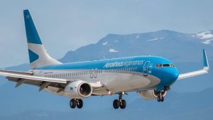 Aerolíneas Argentinas cortará la ayuda estatal en 2025