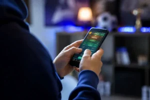 Alertan por el crecimiento de apuestas digitales entre adolescentes
