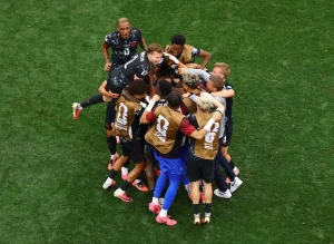Canadá dejó afuera a Sudáfrica con un gol agónico de Eustáquio