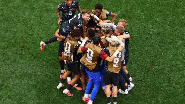 Canadá dejó afuera a Sudáfrica con un gol agónico de Eustáquio
