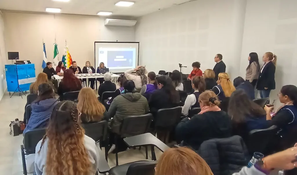 Capacitaron a docentes chaqueños para aplicar tecnología en jardines