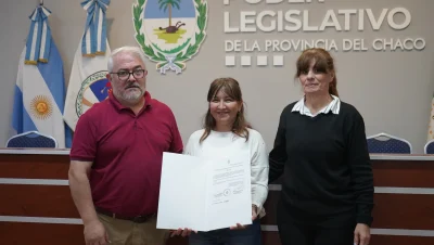 Entrega de una declaración de interés legislativo a la Fundación Dulces Sueños en el Chaco