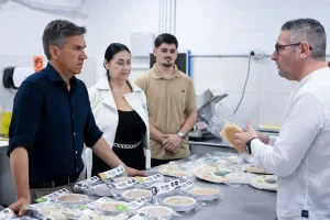El Gobierno acompañó el crecimiento de la empresa chaqueña “Hecho en Casa”