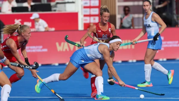 Las Leonas debutaron con empate ante Estados Unidos en el Mundial