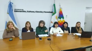 Llegan nuevos libros a escuelas primarias de toda la provincia