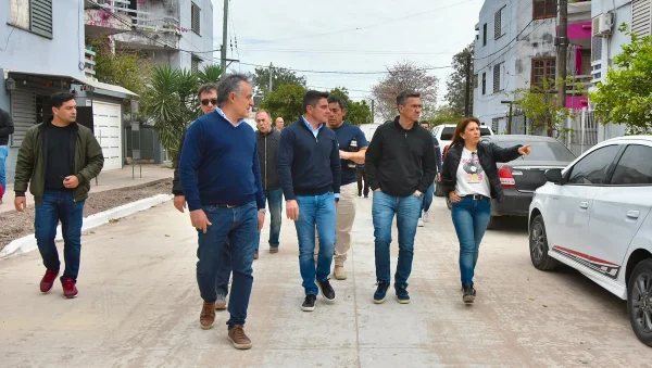 Trabajos de pavimentación y desagües en el barrio Nueva Resistencia