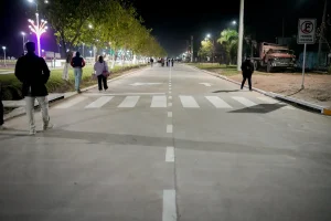 Zdero inauguró pavimento urbano y anunció nuevas obras en Campo Largo