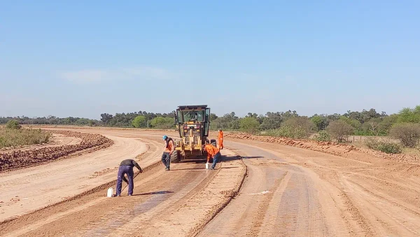 La Ruta 9 suma trabajos de pavimento y drenaje en El Impenetrable