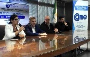 Representantes del Gobierno y del sector privado durante la presentación de la ronda de negocios en Chaco.