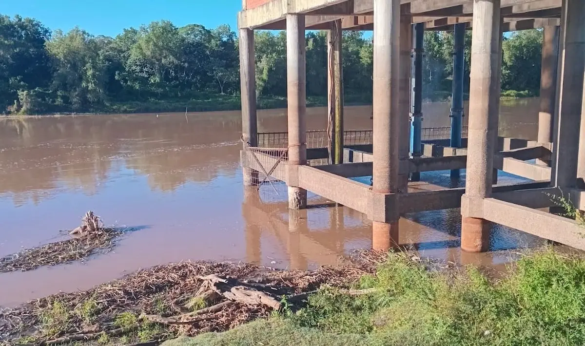 Sameep repara una bomba y busca recuperar presión de agua