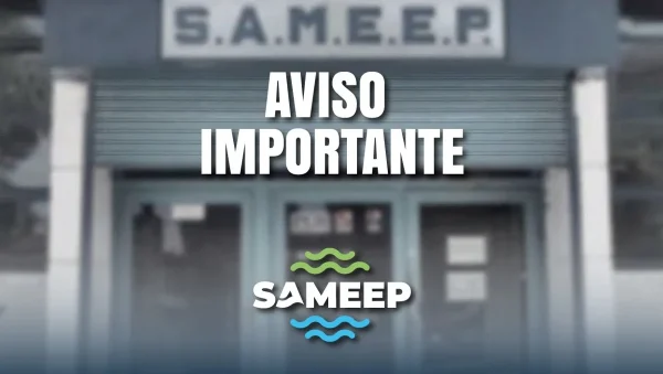 Aviso importante de Sameep sobre el servicio de agua, con la fachada de la empresa de fondo