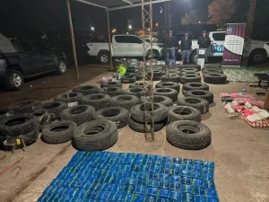 Secuestran 152 kilos de hoja de coca y mercadería sin aval en Ruta 95